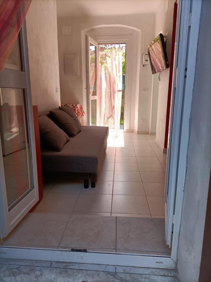 La Chiocciola Apartment ลาสเปเซีย ภายนอก รูปภาพ
