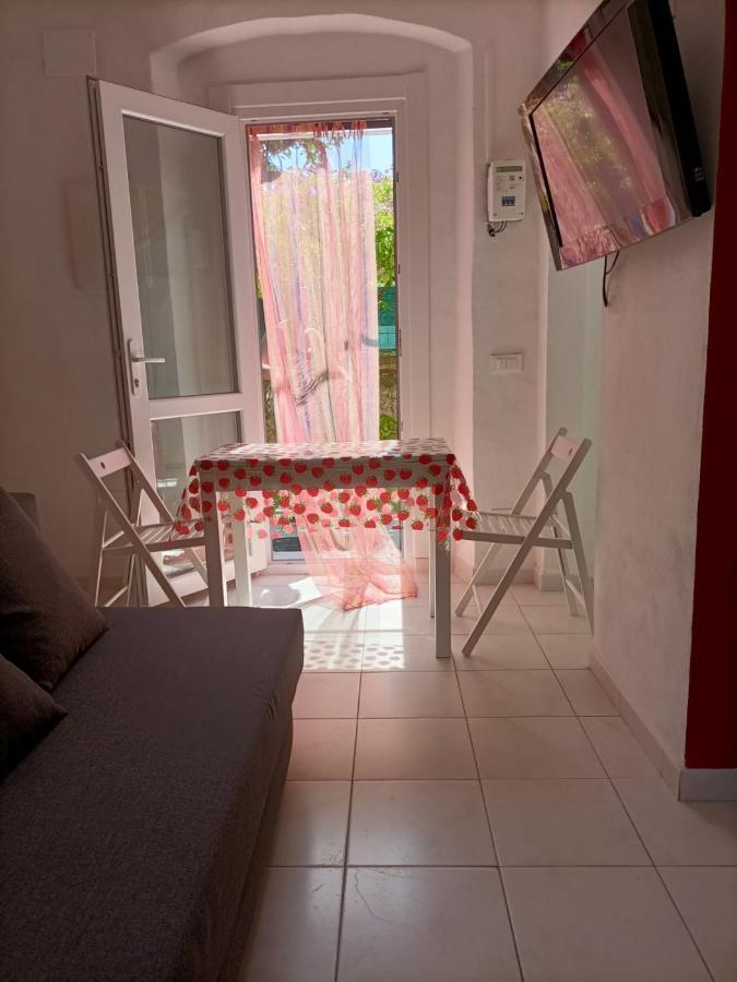 La Chiocciola Apartment ลาสเปเซีย ภายนอก รูปภาพ